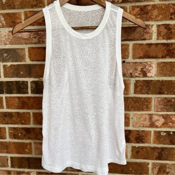 Lululemon  ^* Timeless Classic Tank Polar Shift Veil White. EUC - Picture 2 of 11